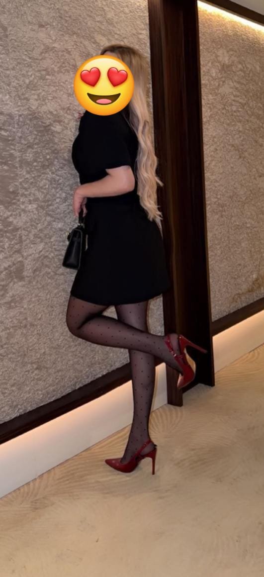 Kuşadası Yemekte Eşlik Eden Escort Bayan